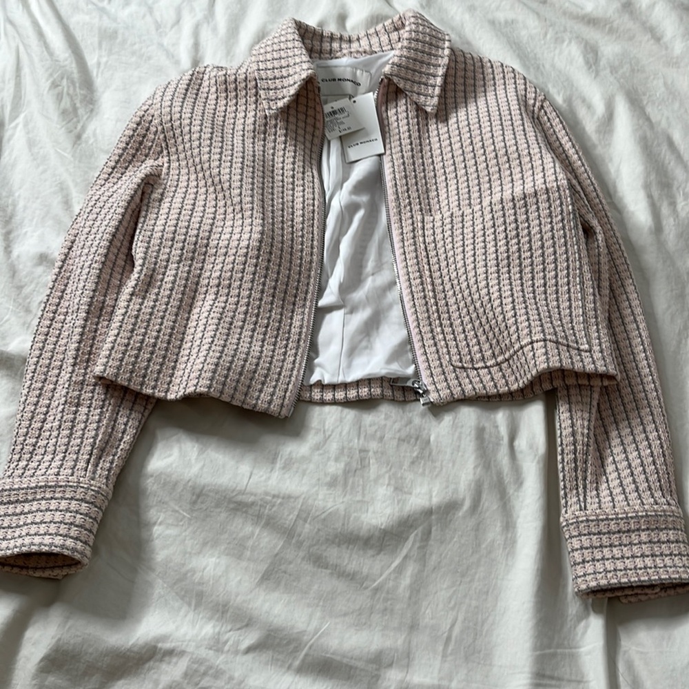 Club monaco textured geo pattern crop jacket in pink